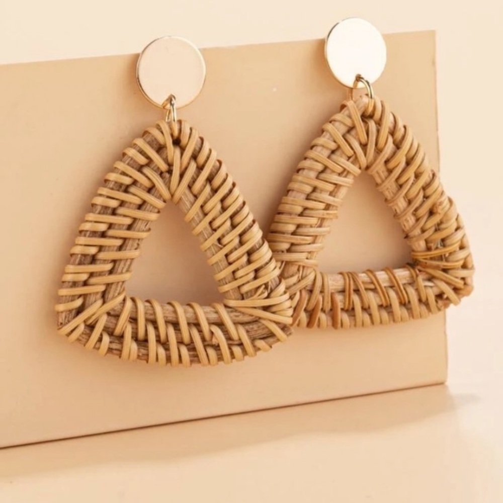NEW Wicker Rattan Triangle dangle Earrings Boho - Boutique - Picture 5 of 5